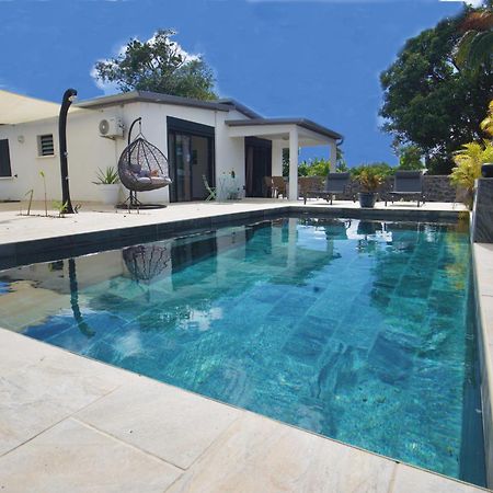 Le Beau Vallon 1- Jacuzzi Privatif Et Piscine Chauffee Partagee Saint-Benoît Exteriör bild