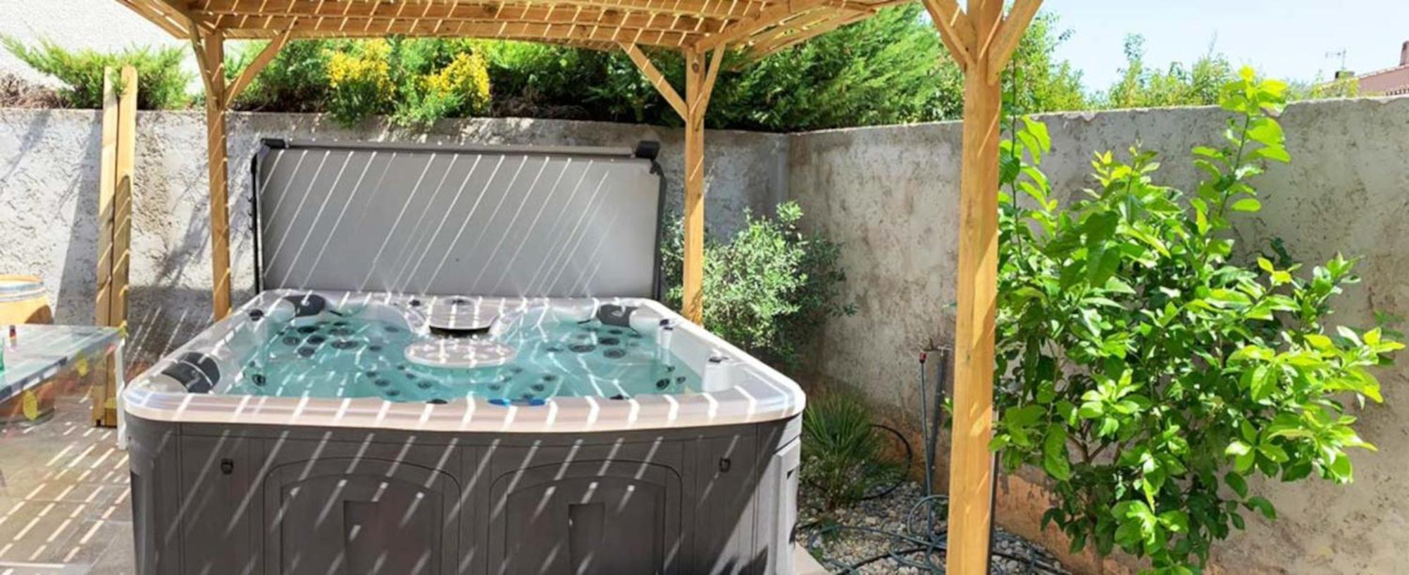 Le Beau Vallon 1- Jacuzzi Privatif Et Piscine Chauffee Partagee Saint-Benoît Exteriör bild